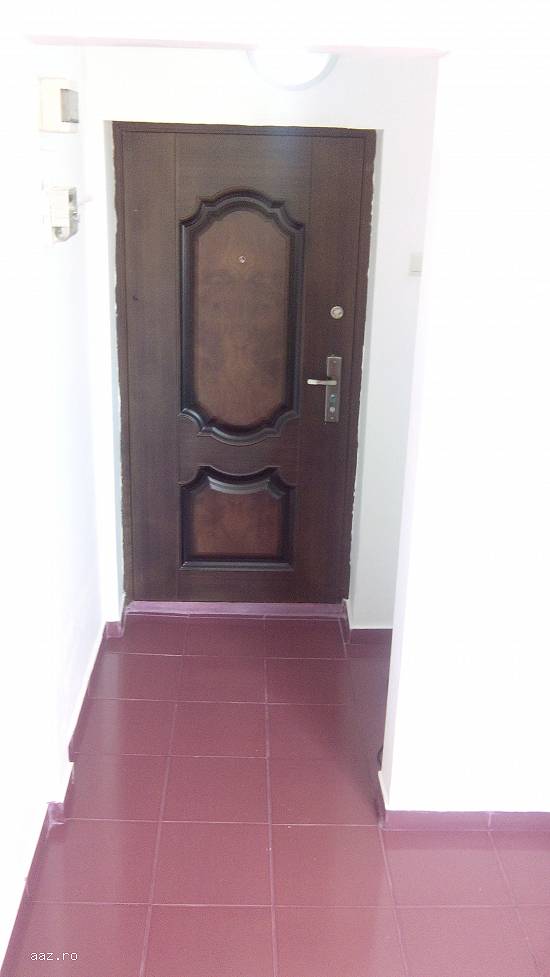 Garsoniera Unirii/bloc mixt/apa calda/caldura/totul nou/17999 Euro