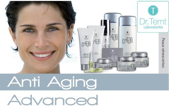 Fiole Anti-aging Advanced cu acid hialuronic colagen si vitamina C Dr. Temt