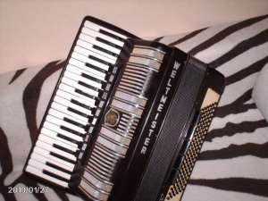 Vand acordeon Weltmeister S4