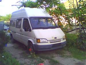 vand sau schimb microbuz ford transit