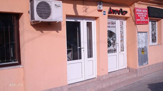 Vand spatiu comercial