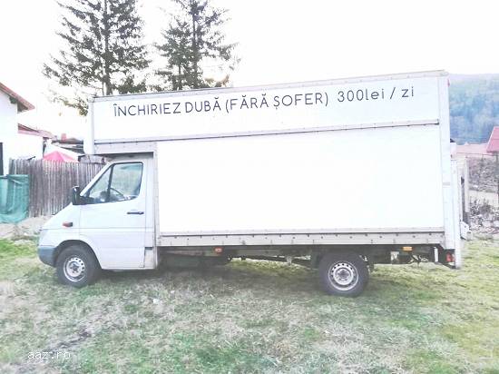 Camioneta Mercedes Sprinter de închiriat