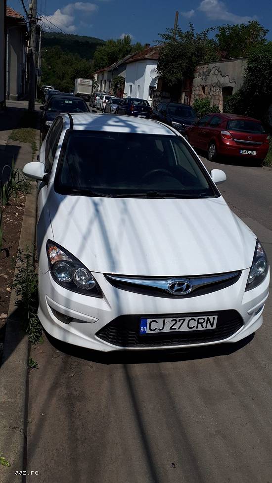 Lichidator judiciar vand autoturism M1 Hyundai - alb-