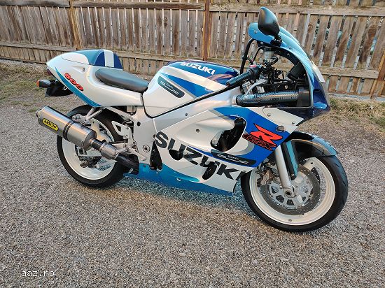 SUZUKI GSXR 600 ! stare FOARTE BUNA