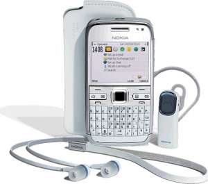 Vand Nokia E72 WHITE (alb), black, brown, violet +navi, casca bluetooth,  nou sigilat****cel mai mic