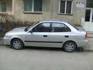 vanzare hyundai accent