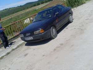 vand sau schimb audi 80 inmatriculat