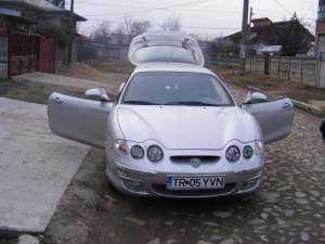 vand sau schimb hyundai coupe