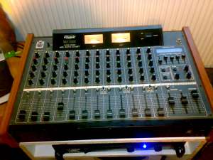 Mixer Phonic 12 canale