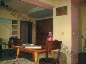 Vanzare apartament 3 camere decomandate Dristor etaj 8