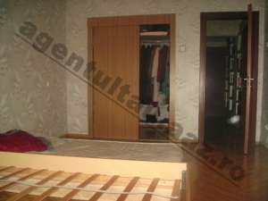 Vanzare apartament 3 camere decomandate Dristor etaj 8