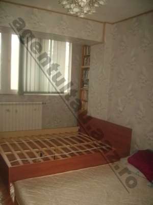 Vanzare apartament 3 camere decomandate Dristor etaj 8