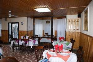Restaurant pensiune Monyfeith Resita