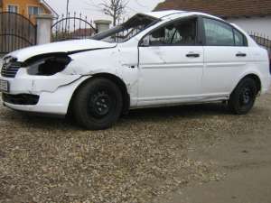 Hyundai accent