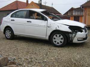 Hyundai accent