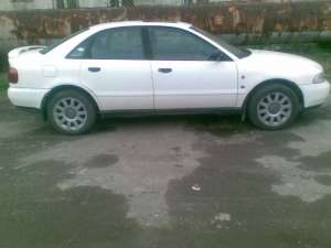 vand eleron audi a4 an 1996