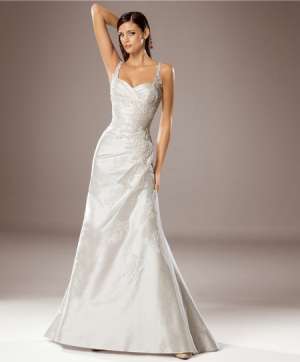 Rochie mireasa White One / Pronovias de inchiriat