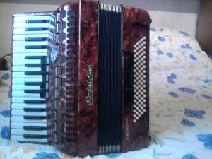 VAND ACORDEON ROYAL STANDARD