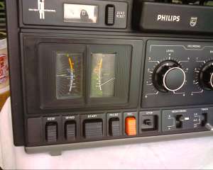 Magnetofon Philips 4504