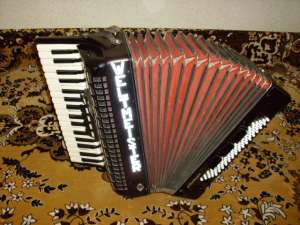 VAND ACORDEON WELTMEISTER METEOR 80 BASI