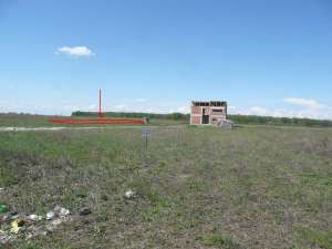 Vand teren intravilan 450 mp,      la 20km de Gara de Nord,      zona Sabareni