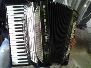 Acordeon Weltmeister Supita nou ........