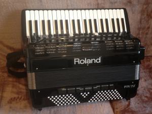 Vand Roland FR7X - 3200 Euro impecabil