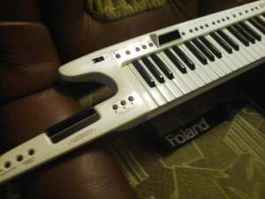 Keyboard Roland AX-7 cu Instalatie Midi-Wireless