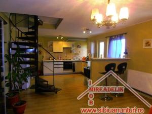 INCHIRIEZ APARTAMENT 2 CAMERE,  50 mp,  MIHAI VITEAZU