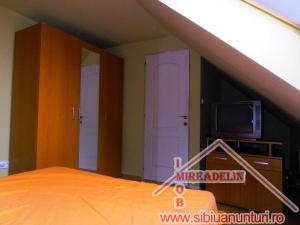 INCHIRIEZ APARTAMENT 2 CAMERE,  50 mp,  MIHAI VITEAZU